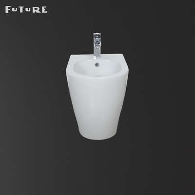 Fácil limpiar la pared Hung Bidet dóblese bidé rasante del servicio 3L/6L