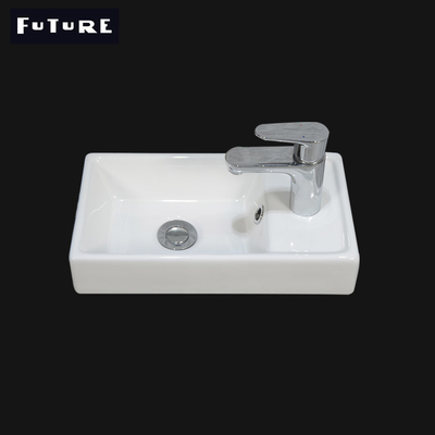Lavabo de cerámica del gabinete de cuarto de baño de la resina de la piedra fácil limpiar el anti-corrosivo